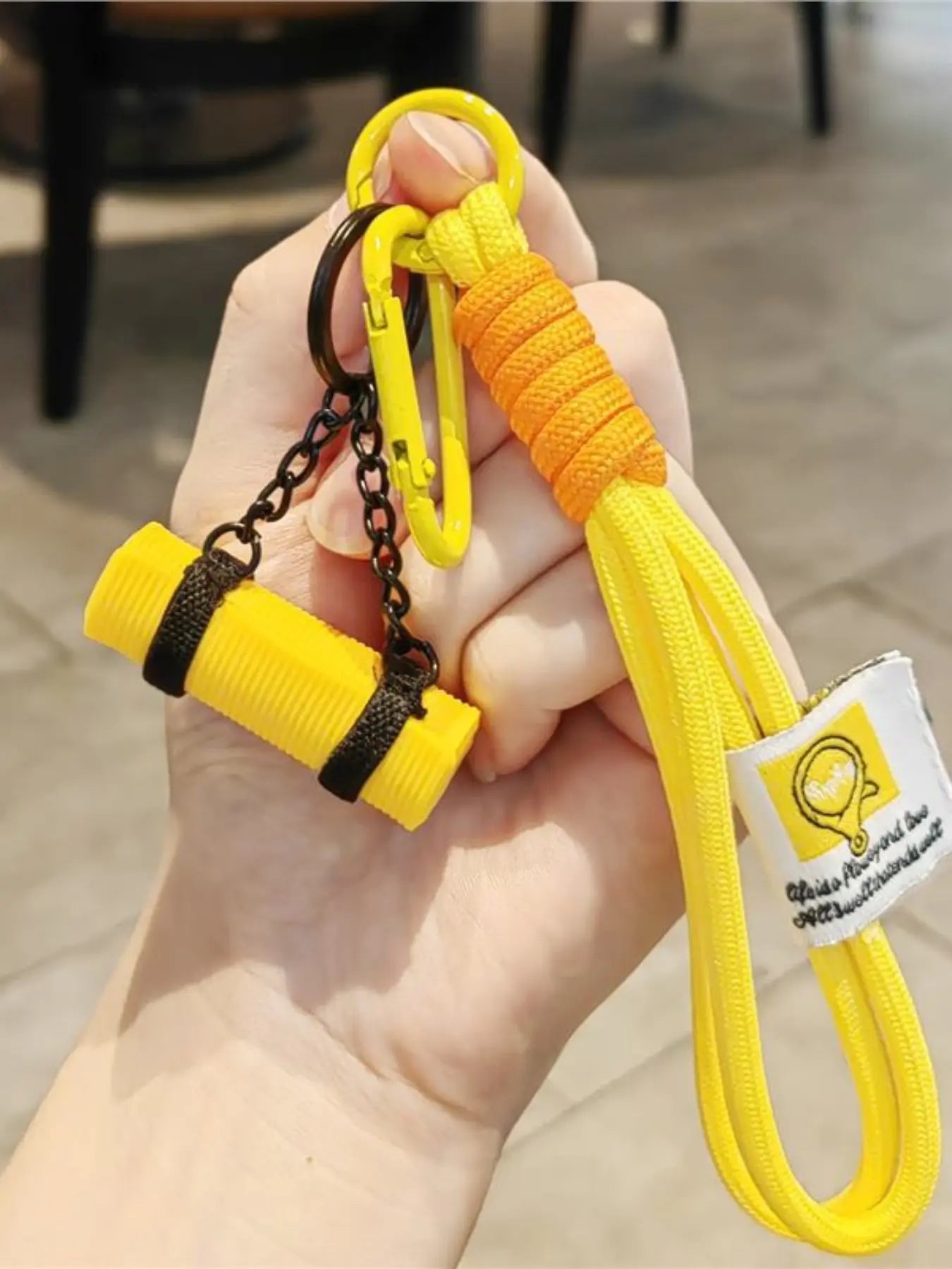 Charming Mini Yoga Mat Keychain - Perfect Accessory for Fitness Enthusiasts